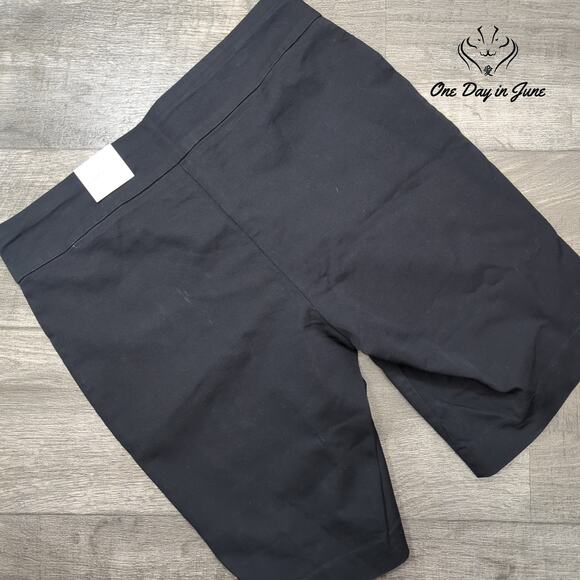 Croft & Barrow Pull On Shorts Size M - Picture 7 of 7